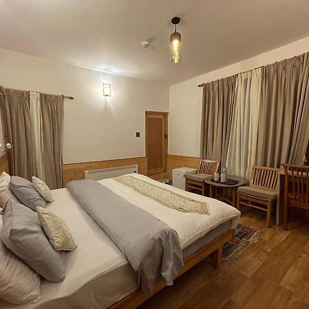 Hotel Ladakh Greens - An Organic Retreat เลห์ ภายนอก รูปภาพ