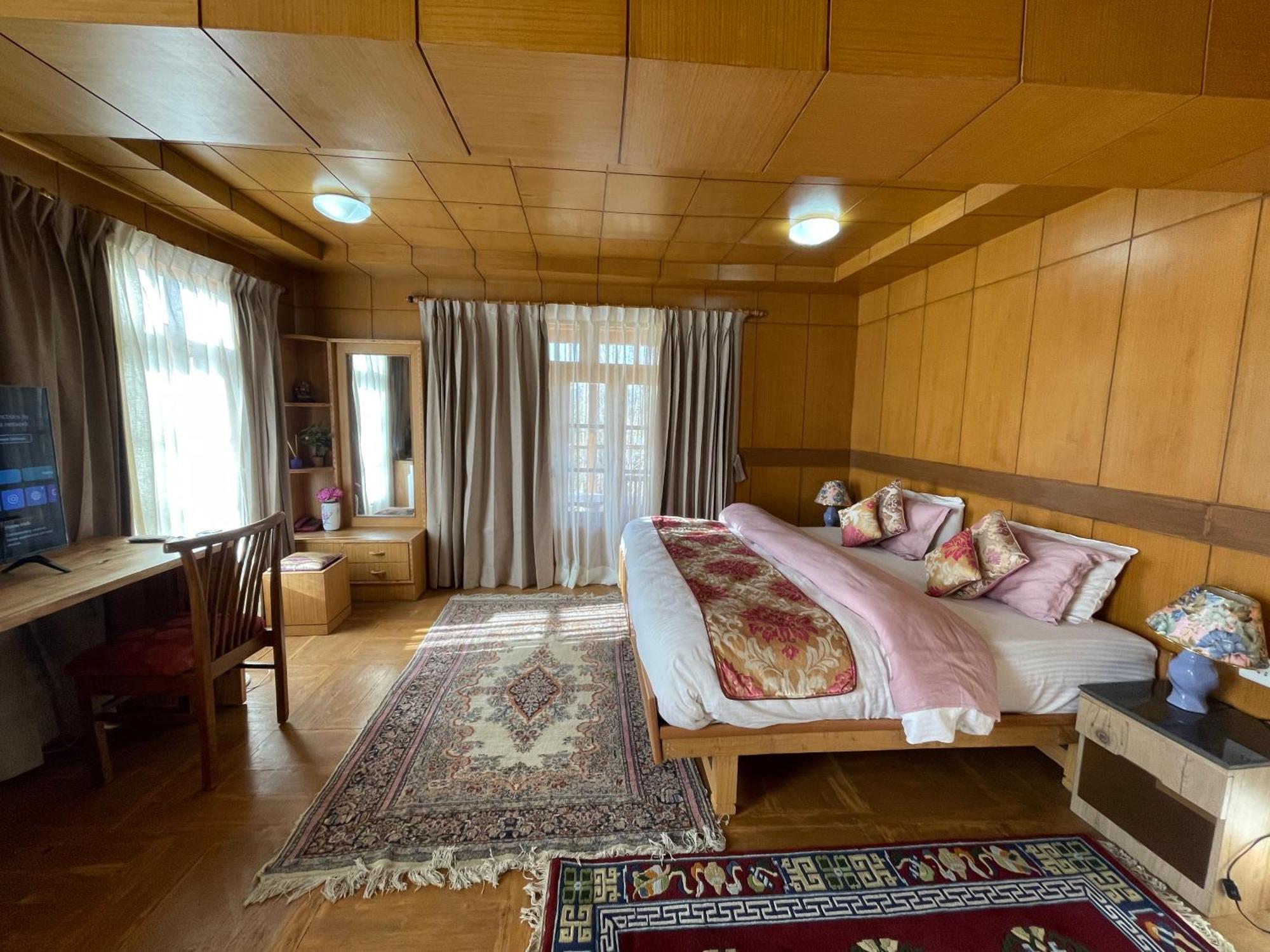Hotel Ladakh Greens - An Organic Retreat เลห์ ภายนอก รูปภาพ