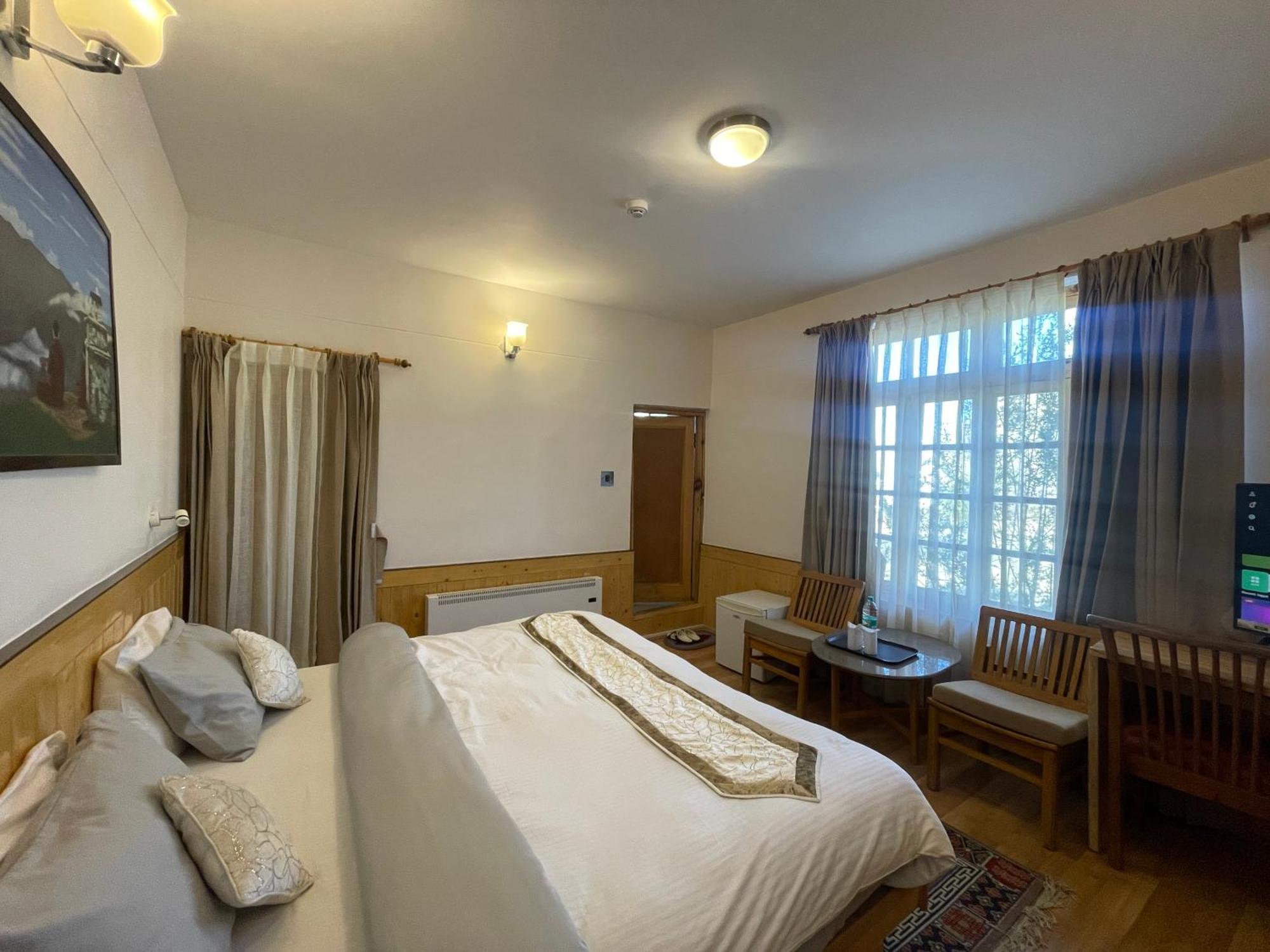 Hotel Ladakh Greens - An Organic Retreat เลห์ ภายนอก รูปภาพ
